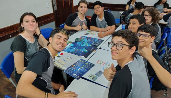 Foto: Arquivo pessoal Saem telas, entram tabuleiros: restrição a celulares nas escolas revela novos interesses